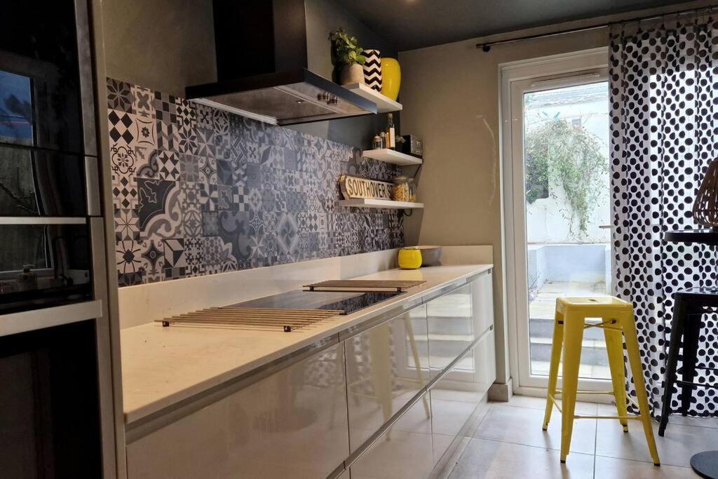 Vila Stylish Townhouse 15 Mins To Laines & Seafront Hove Exteriér fotografie